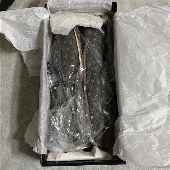 NWT Talbots Gray Ryan Novelty Cheers Loafers - Picture 4 of 6